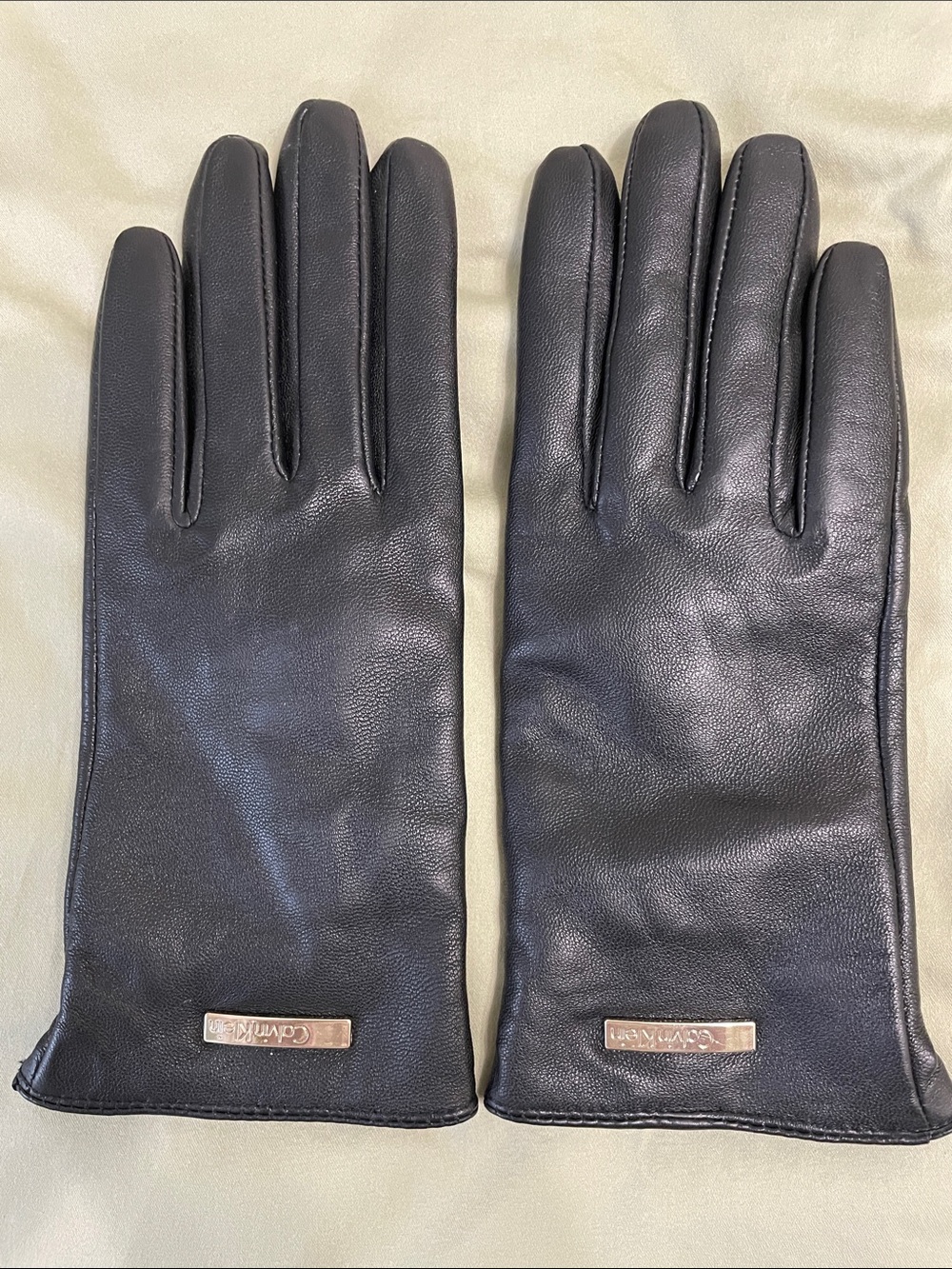 Calvin Klein Black Leather Women's Gloves with Metal Logo Plaque